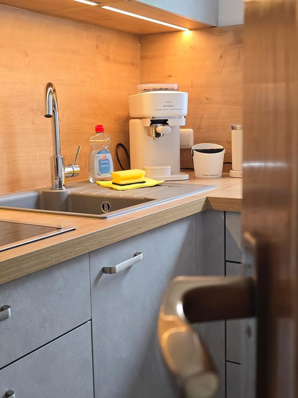 Coffee/tea facilities, Kitchen or kitchenette