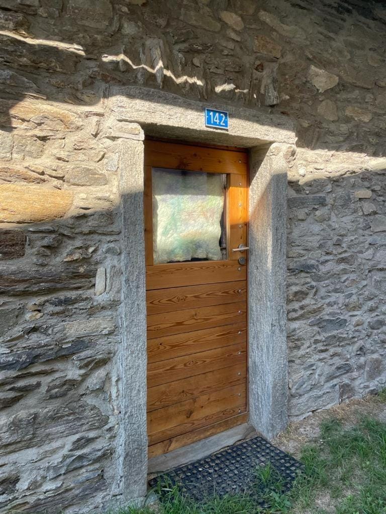 Rustico a Roveredo GR House in Canton of Ticino