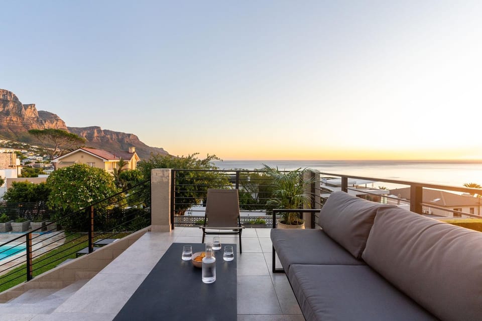 Patio, Mountain view, Sea view