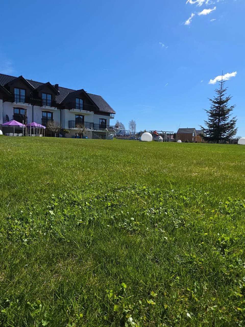 Jagodowy Ski&Spa pensjonat z widokiem na góry,podgrzewany basen zewnętrzny latem,bilard,świetne Wi-Fi,Restauracja,balia,sauna na miejscu Bed and Breakfast in Lower Silesian Voivodeship