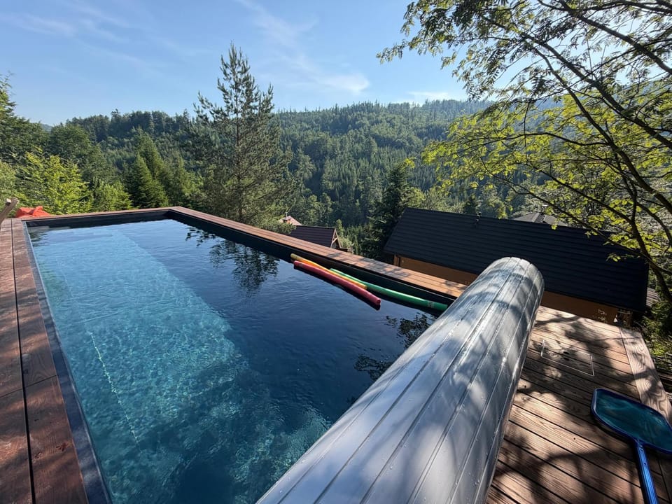 Day, Natural landscape, Mountain view, Pool view, Swimming pool