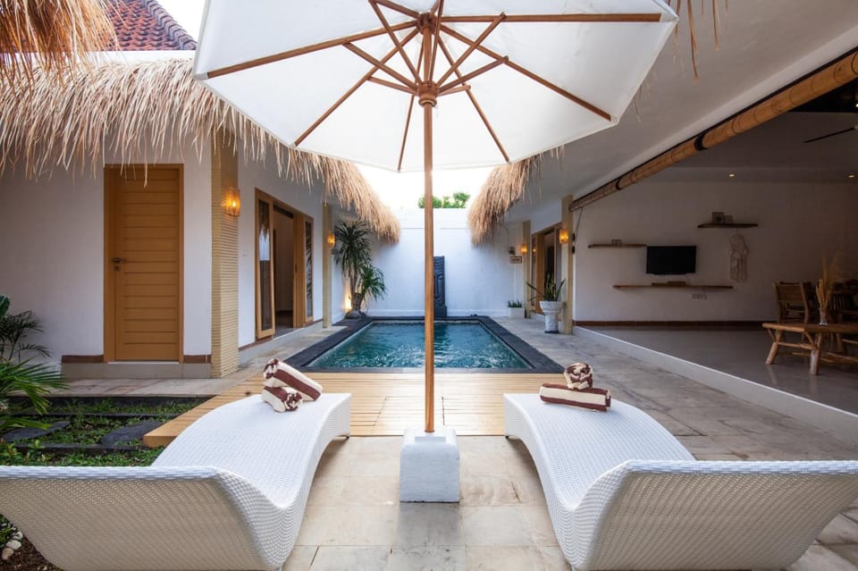 Simple & Magical Villas . Villa Sambali 2 Villa in Kuta