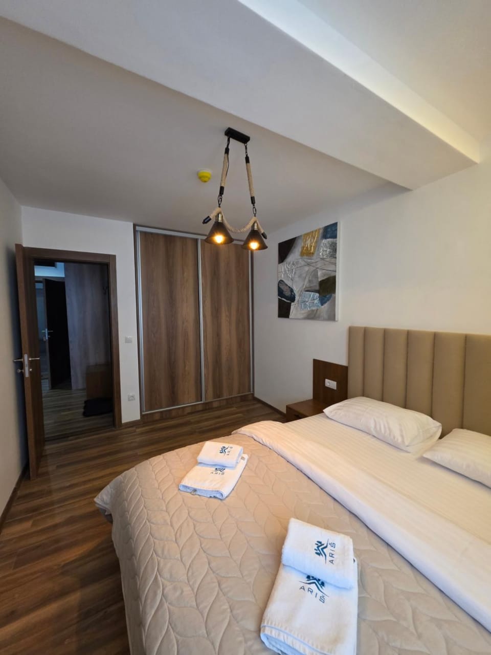 Bed, Photo of the whole room, Bedroom, wardrobe