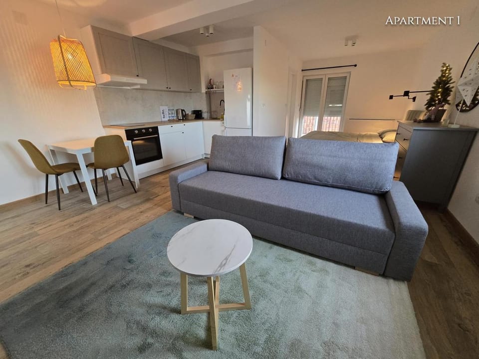 Living room, Seating area, Dining area, minibar