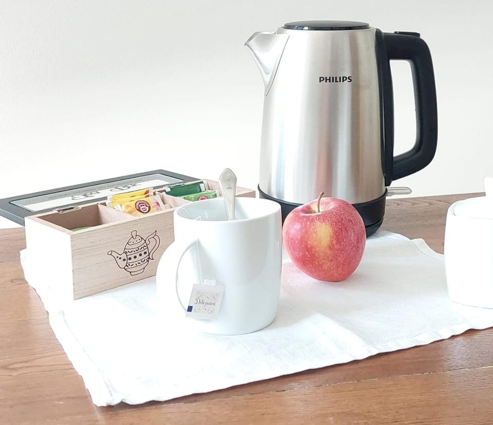 Coffee/tea facilities, Kitchen or kitchenette