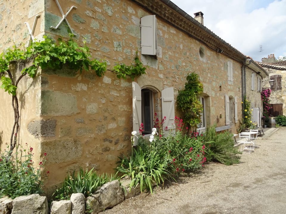 La Maison des Cornières House in Occitanie