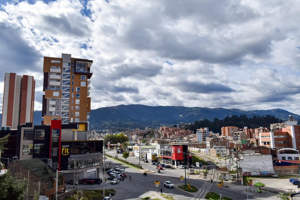 Nearby landmark, Bird's eye view