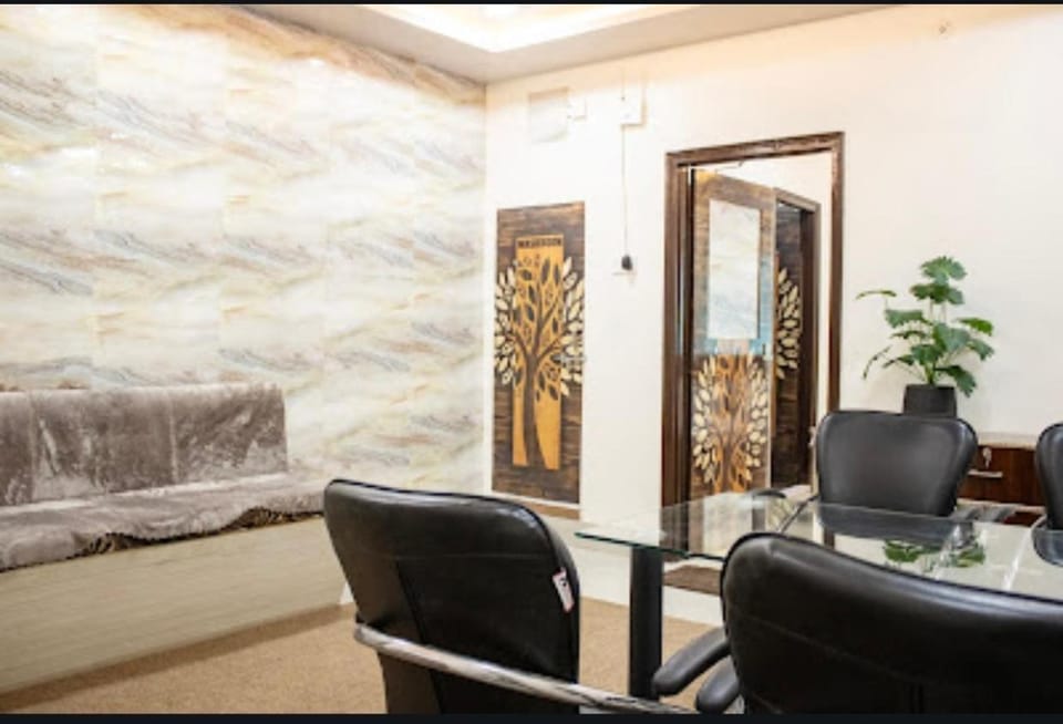 Ambassador Inn -Home Stay Apartment in Varanasi