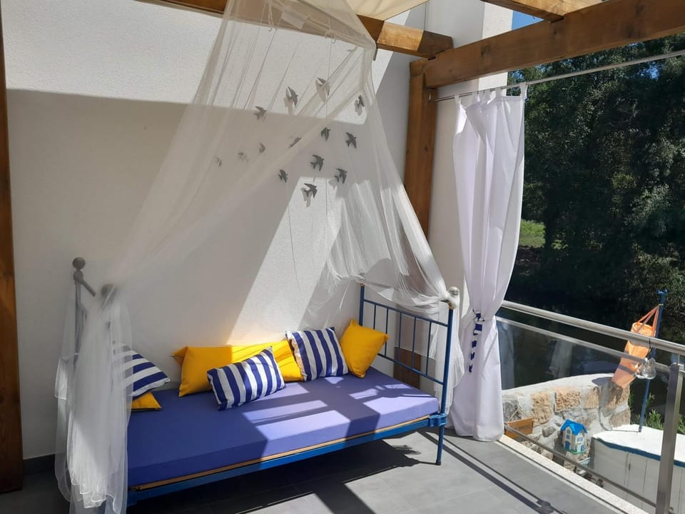 Balcony/Terrace, Balcony/Terrace