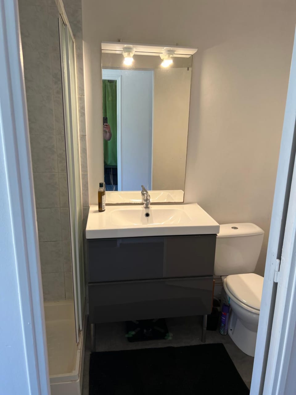 0 rdc Appartement centre flers proche commerces et gare Apartment in Normandy