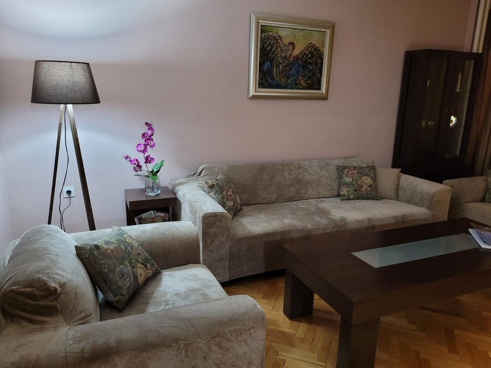 Night, Living room, Seating area, air conditioner