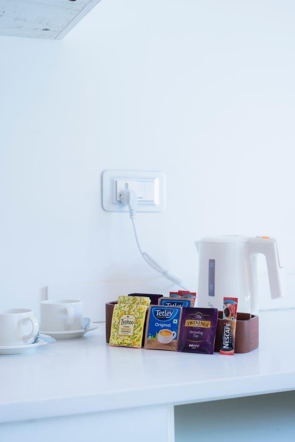 Coffee/tea facilities, Food and drinks