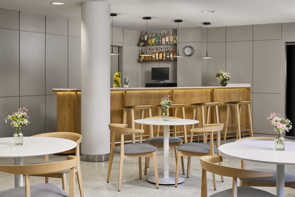 Lounge or bar