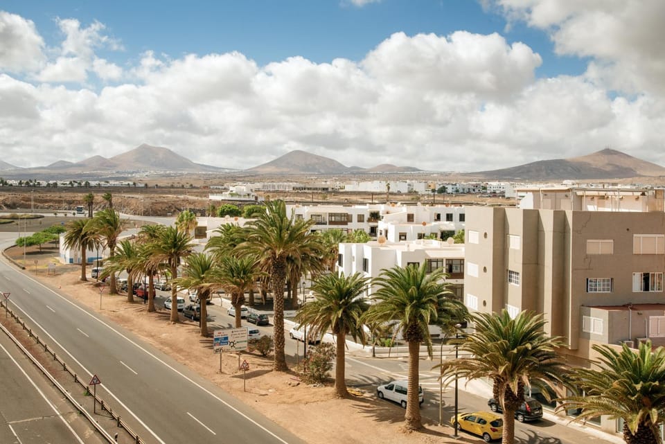 City view, Street view