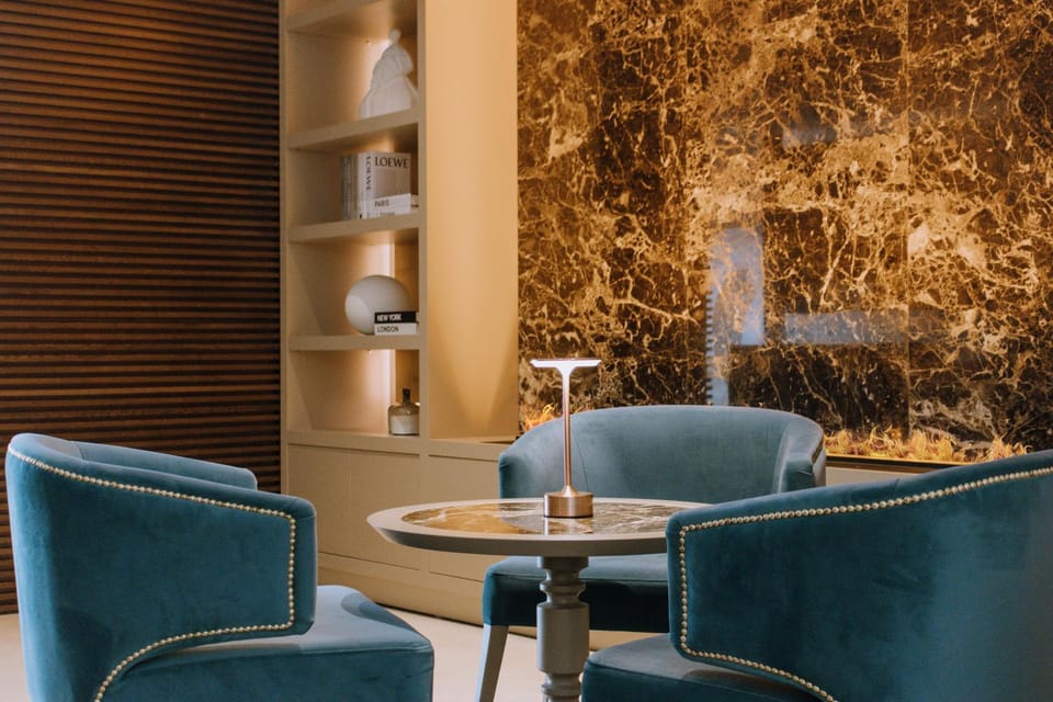 Property building, Lounge or bar