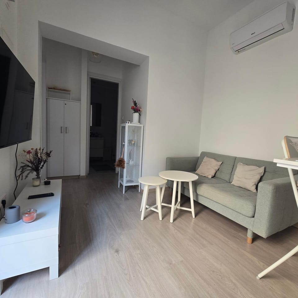 Living room, air conditioner