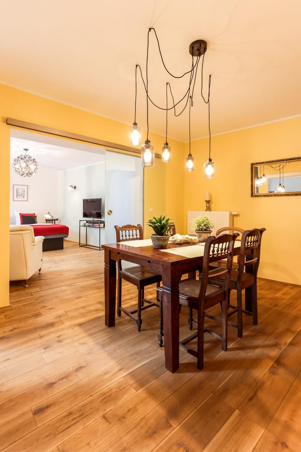 Living room, Seating area, Dining area