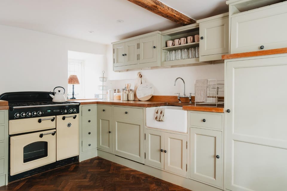 Kitchen or kitchenette, dishwasher, minibar, pet friendly, stove