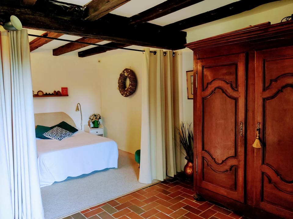 Appartement indépendant 45m2 - Ferme de Chamonal Country House in Jura