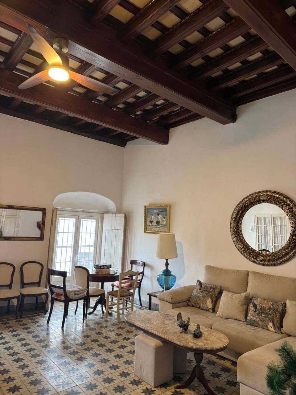 Gran casa señorial de 300m en centro histórico Apartment in El Puerto de Santa María