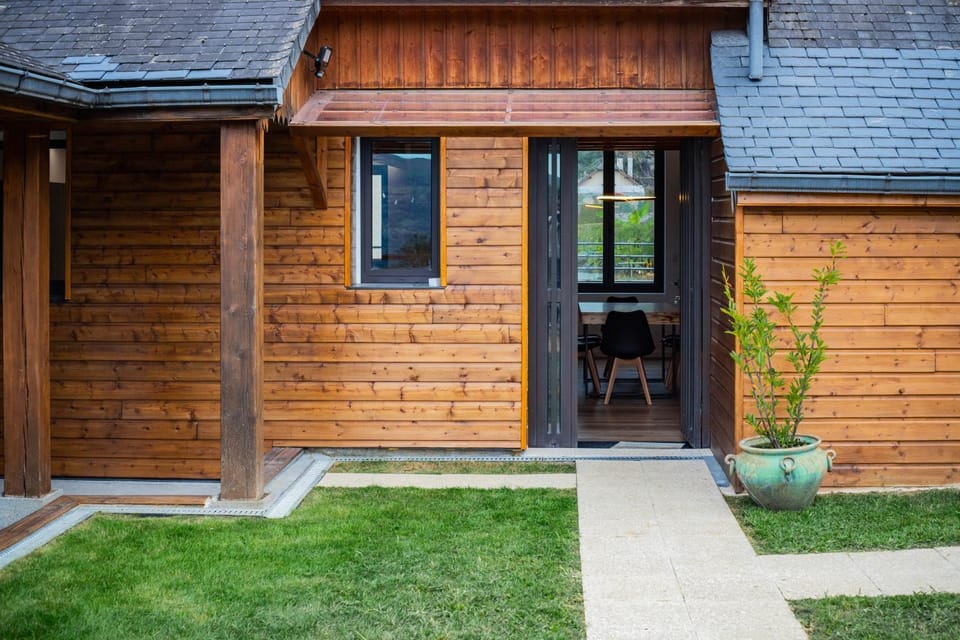 Patio, Facade/entrance, Garden