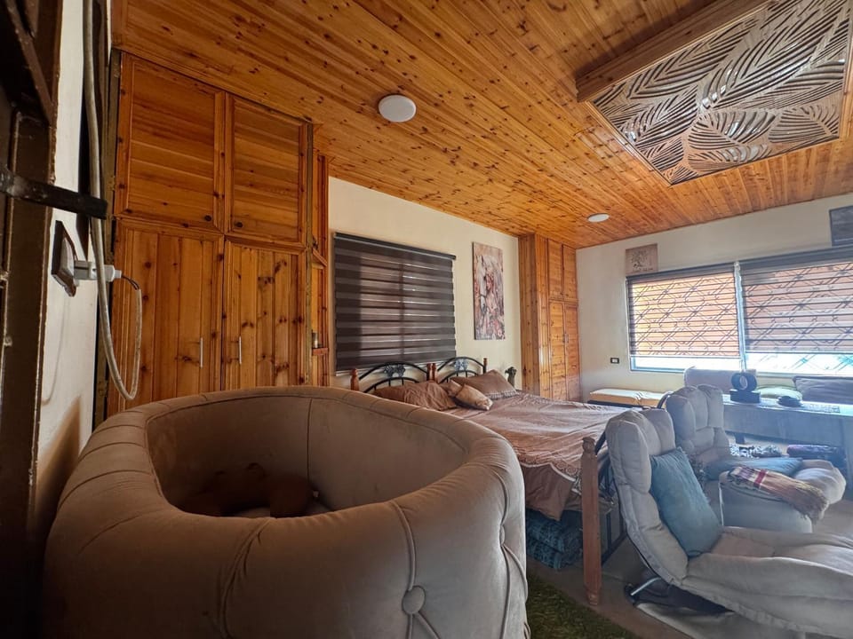 Oak Farm مزرعة الملّول Country House in Africa