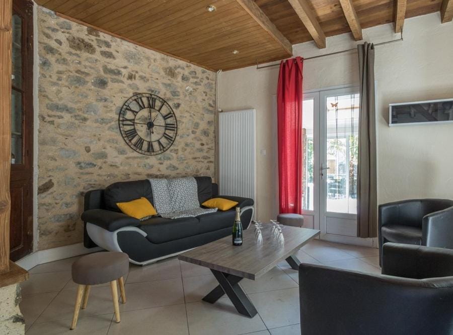 gite cosy et moderne au coeur des pyrénées House in Occitanie