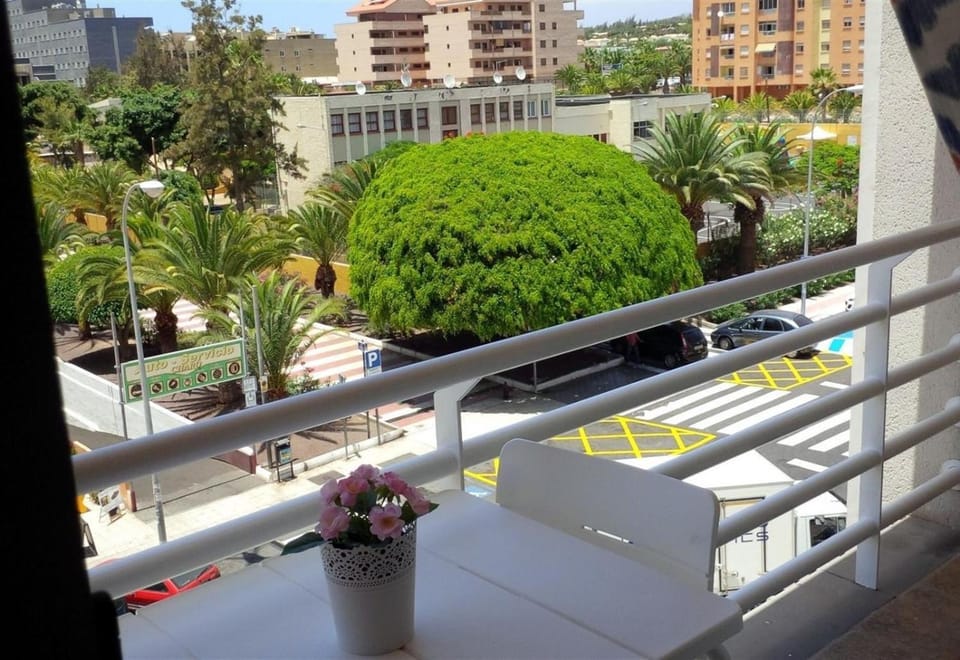 Los Cristianos plaza property Apartment in Los Cristianos