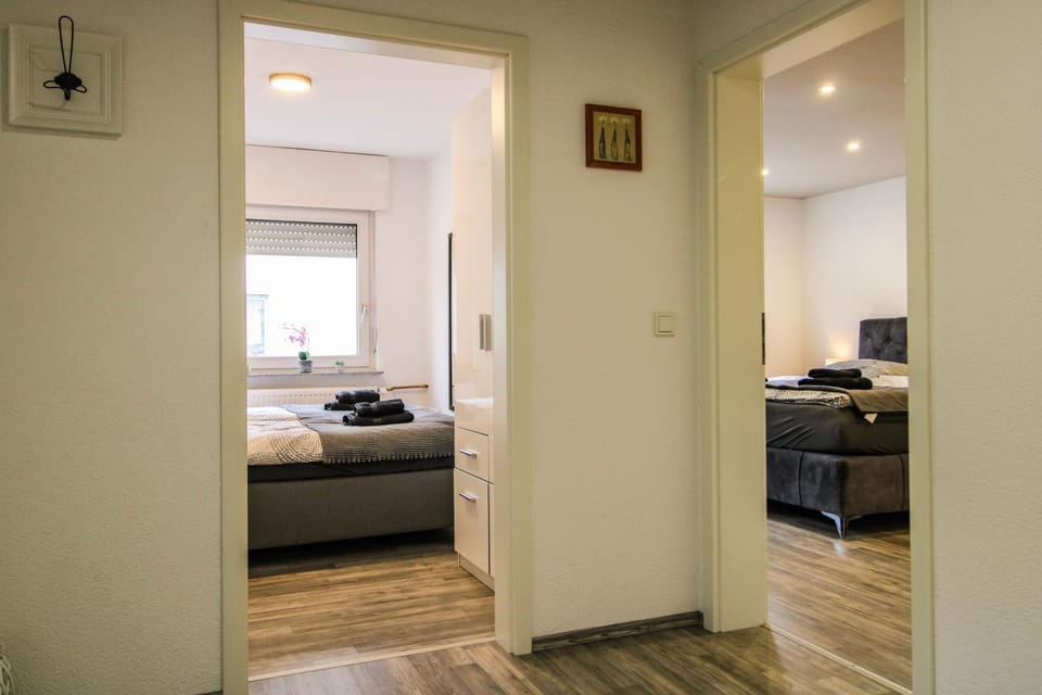 Bed, Photo of the whole room, Bedroom, Guests, children, Family