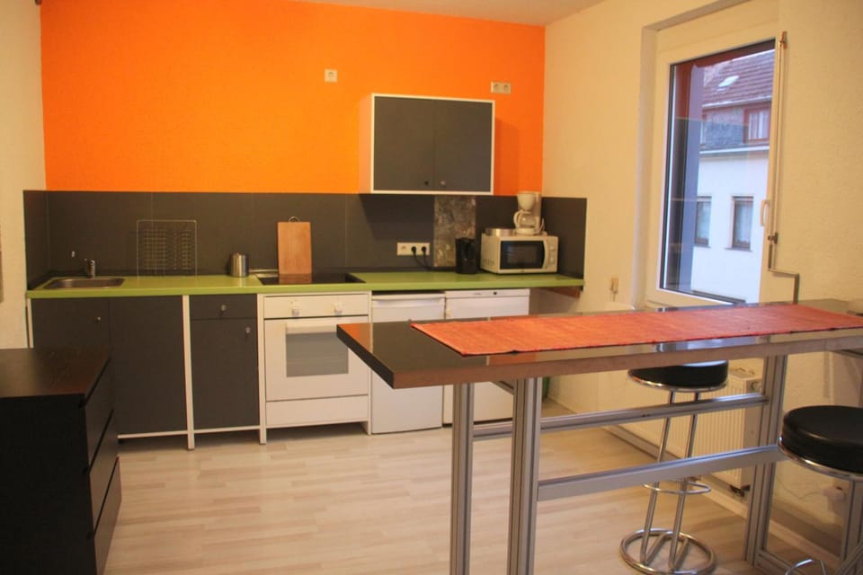 FEWO Steile WH 2 Wand 106 Meerane Apartment in Saxony