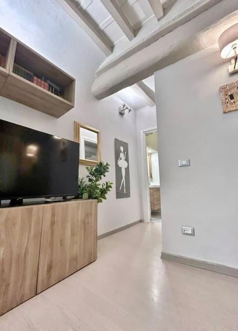 Sweet house near piazza della signoria Apartment in Florence