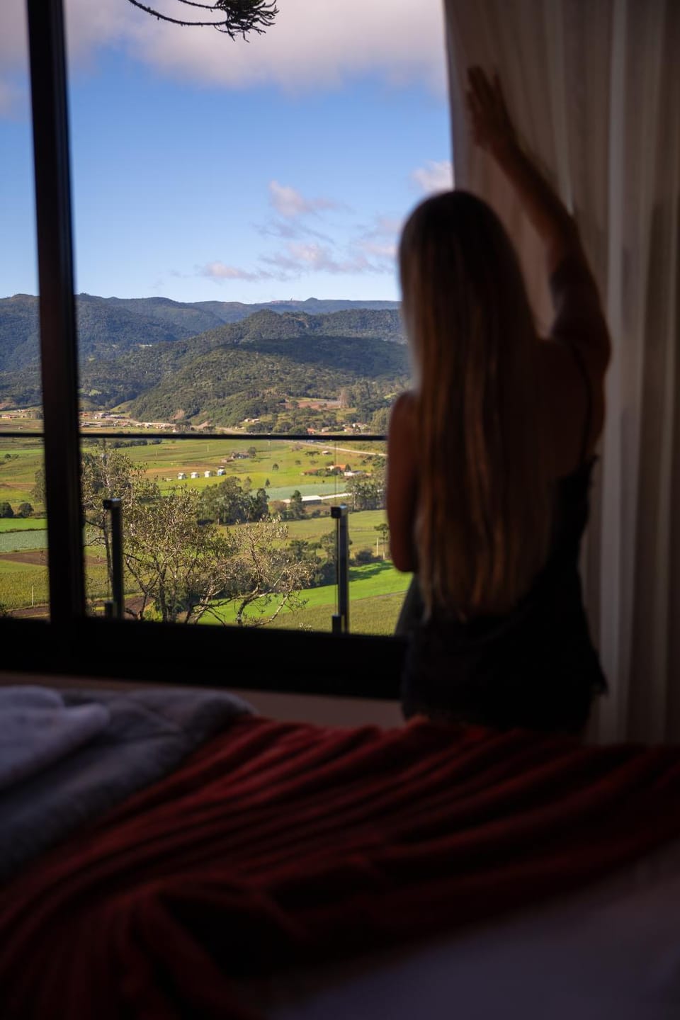 Bed, Day, People, Natural landscape, Bedroom, Mountain view