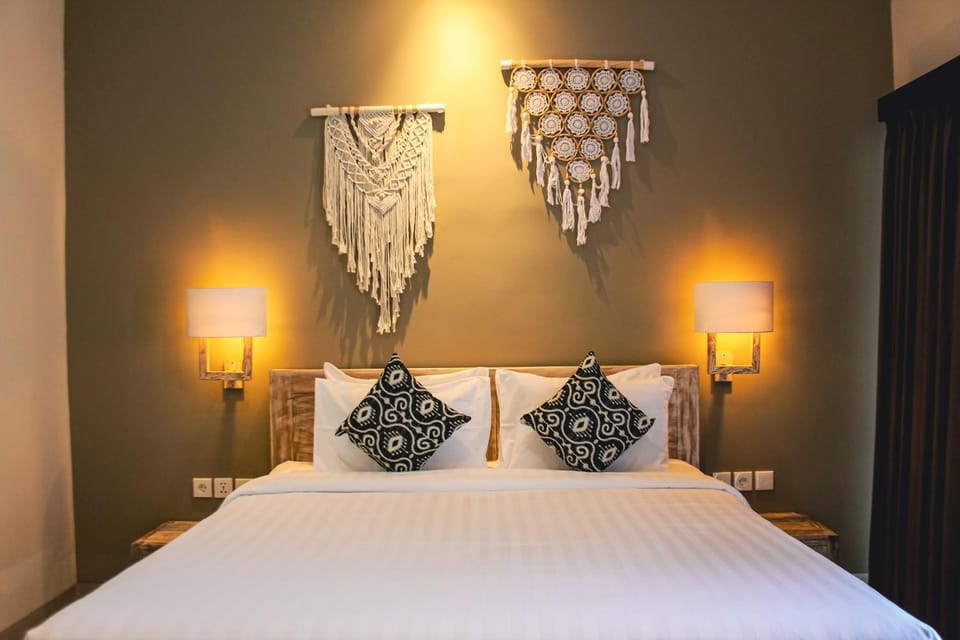 Bed, Photo of the whole room, Decorative detail, Bedroom