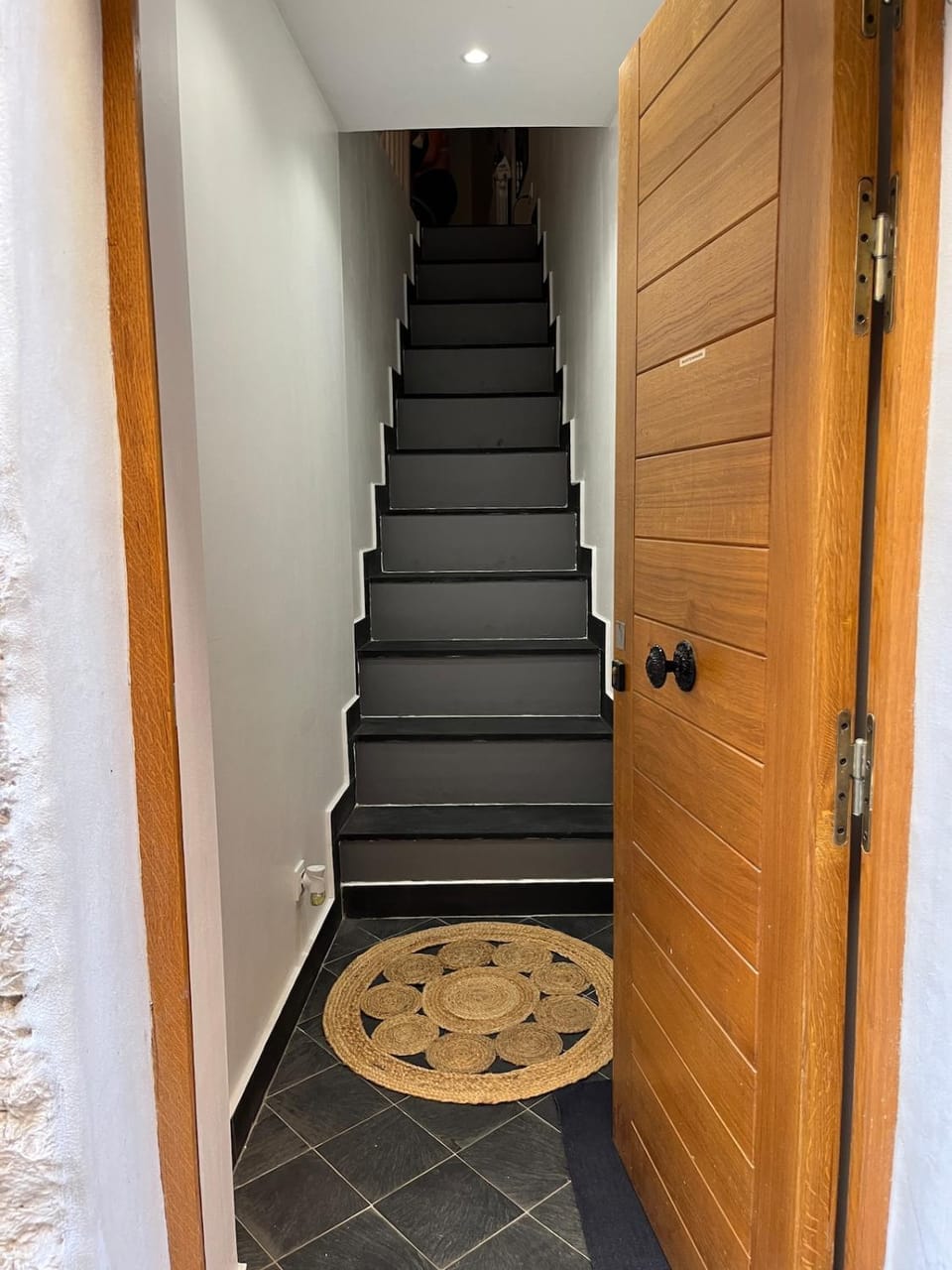 Historical Rue Longue Apartment in Menton