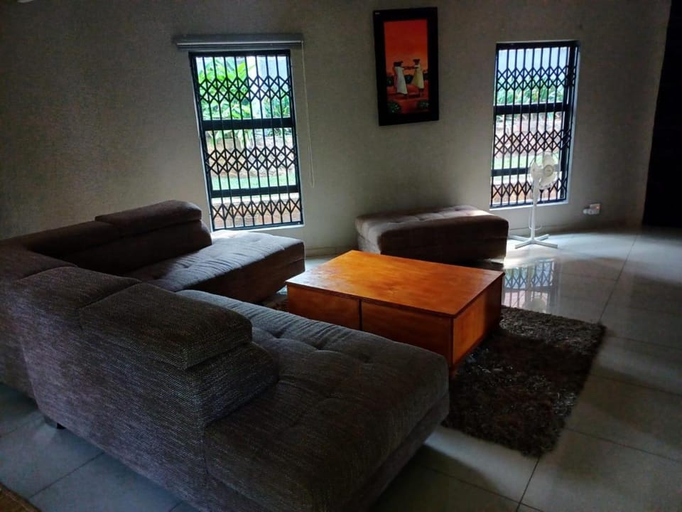 Chasba Airbnb Chalet in Gauteng