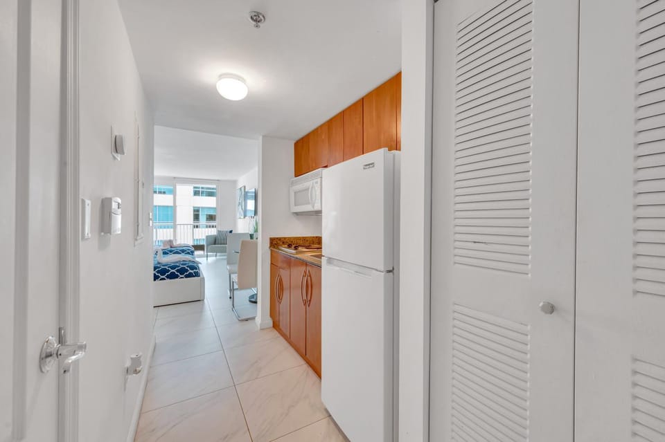 Beautiful High Floor Studio * Brickell * Ocean view Apartment in Brickell