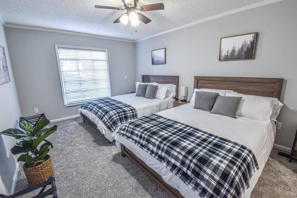 Sweet Home Alabama Sleeps 8 House in Northport