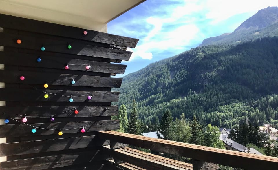 Natural landscape, View (from property/room), Balcony/Terrace, Mountain view