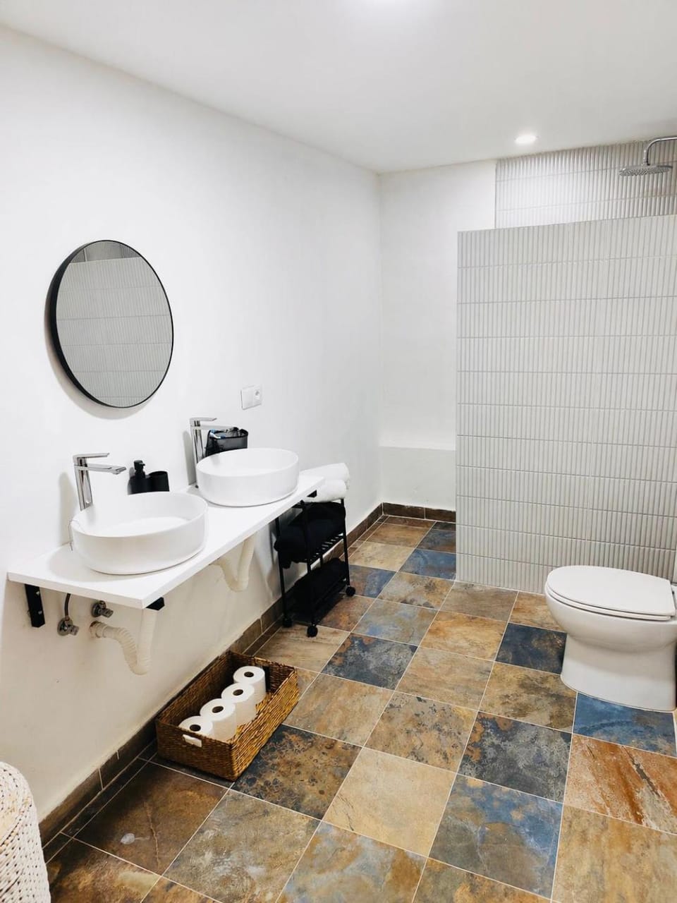 Shower, Toilet, Bathroom