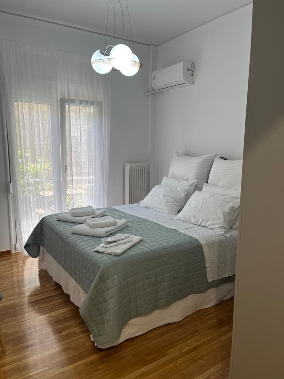 Alex’s home next to Laiko Apartment in Athens