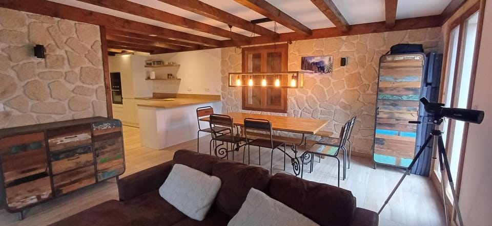 Kitchen or kitchenette, Living room, Dining area