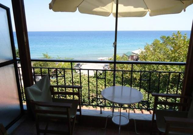View (from property/room), Balcony/Terrace