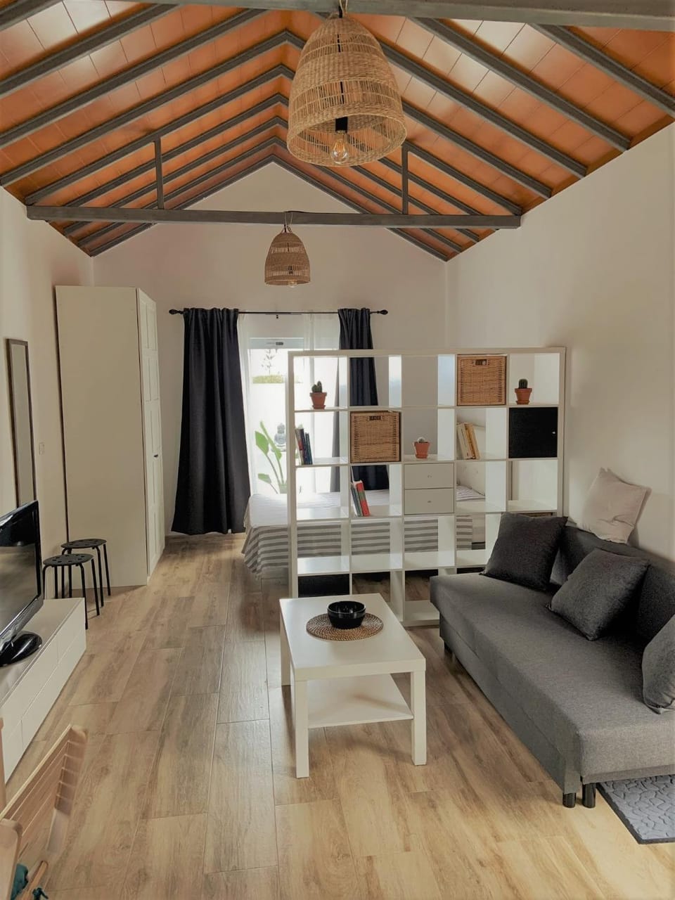 Living room, Bedroom