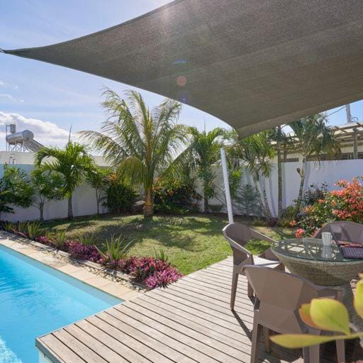 Villa Primera 3 bedroom bungalow with private pool Grand Bay Villa in Grand Baie