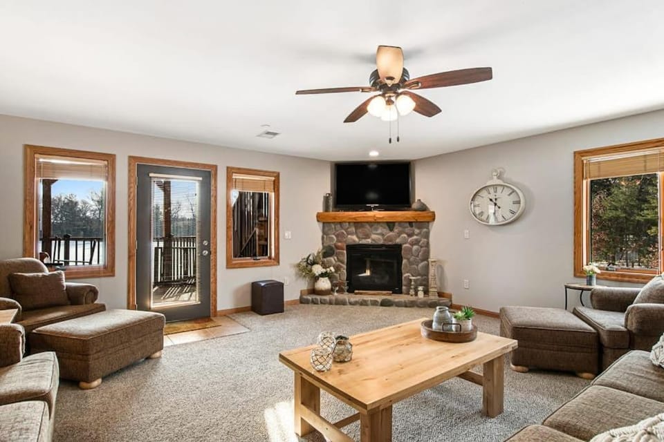 Condo On the Green House in Castle Rock Lake