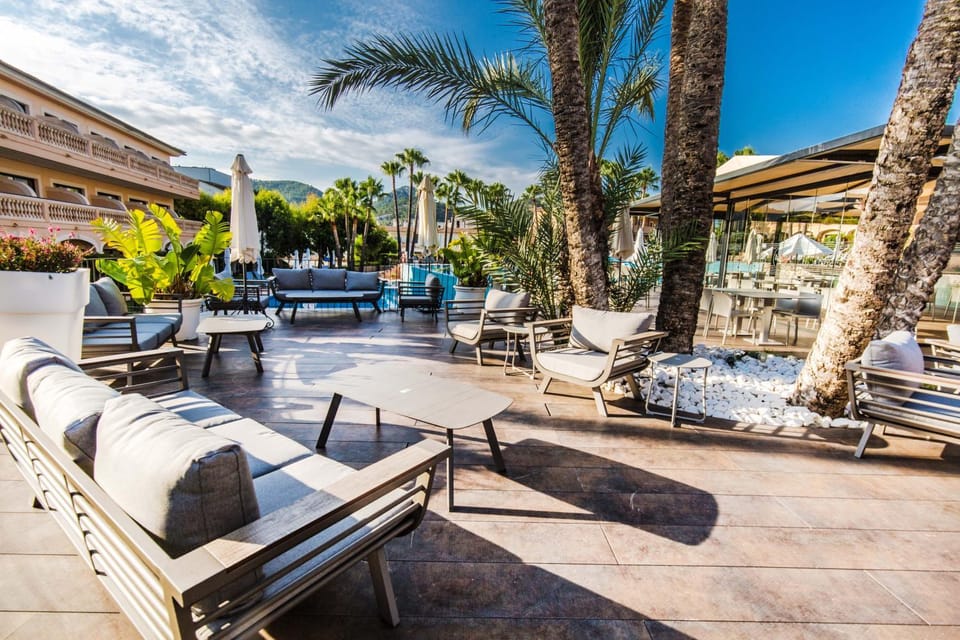 Patio, Swimming pool