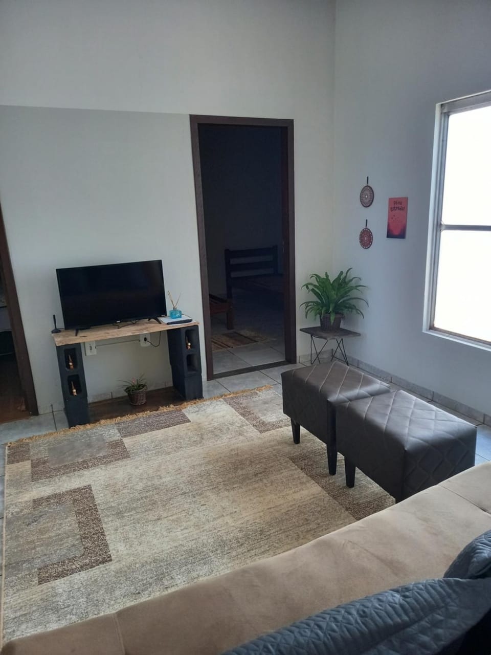 Communal lounge/ TV room