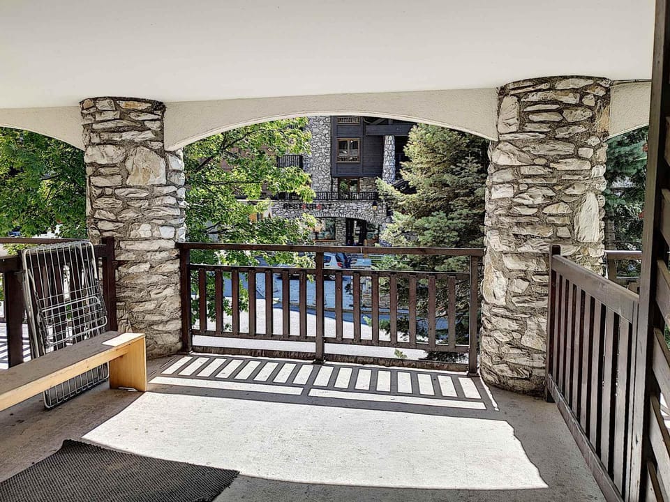 Studio confortable au centre, balcon, 2-4 pers. - FR-1-518-105 Apartment in Val dIsere