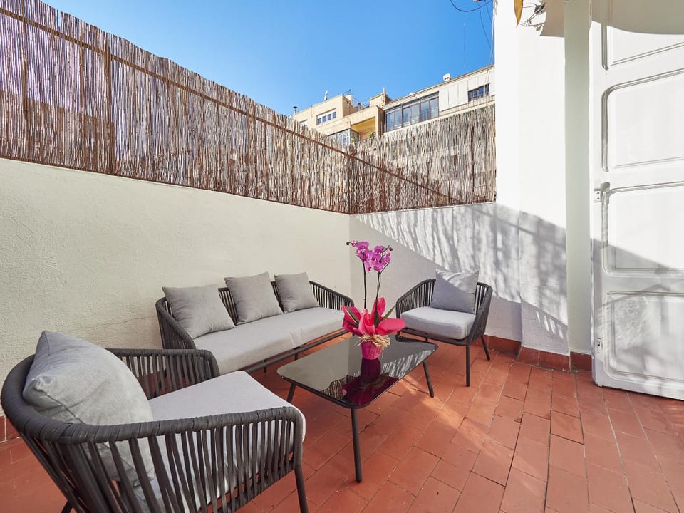 BarcelonaForRent The Living Terrace Apartment in Barcelona