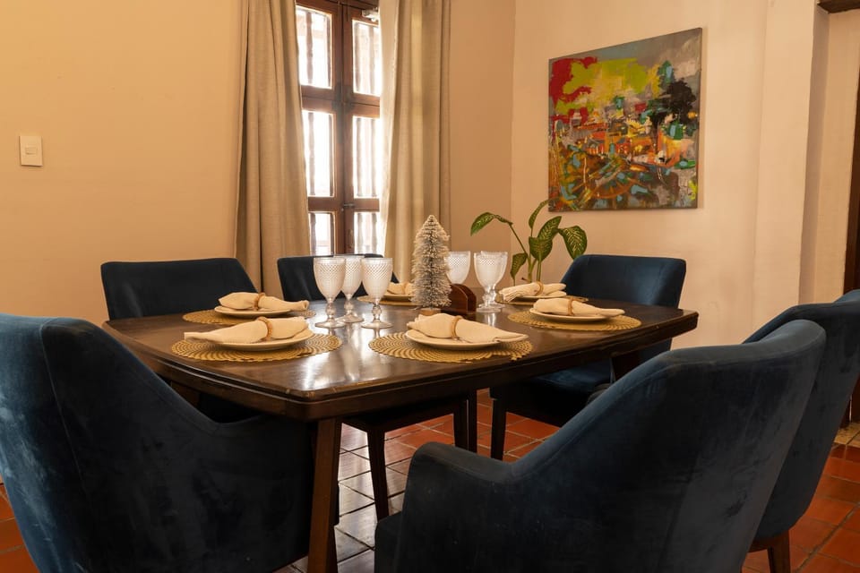 Casa Quero 954 COZY HOUSE ROOFTOP POOL AC OLD CITY Apartment in Cartagena